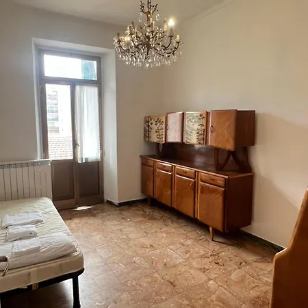 Alojamento de Acomodação e Pequeno-almoço Amin's Turim